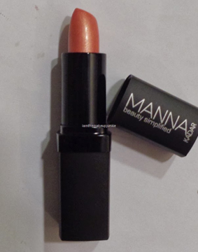 Manna-Kadar-Lipstick_Gliss[