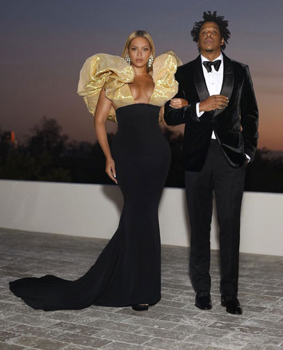 Beyonce Wows the Crowd at the 77th Golden Globes in Couture ...