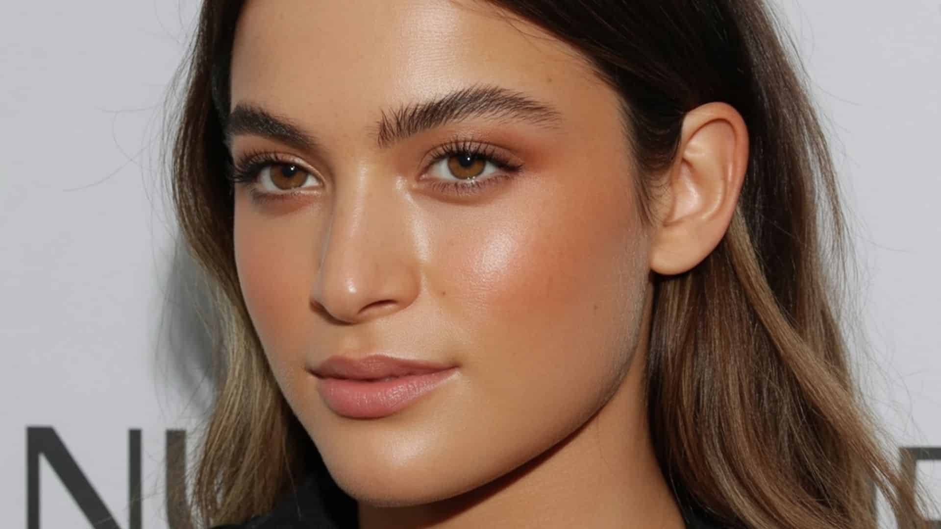 Effortless Bronze Glow Makeup
