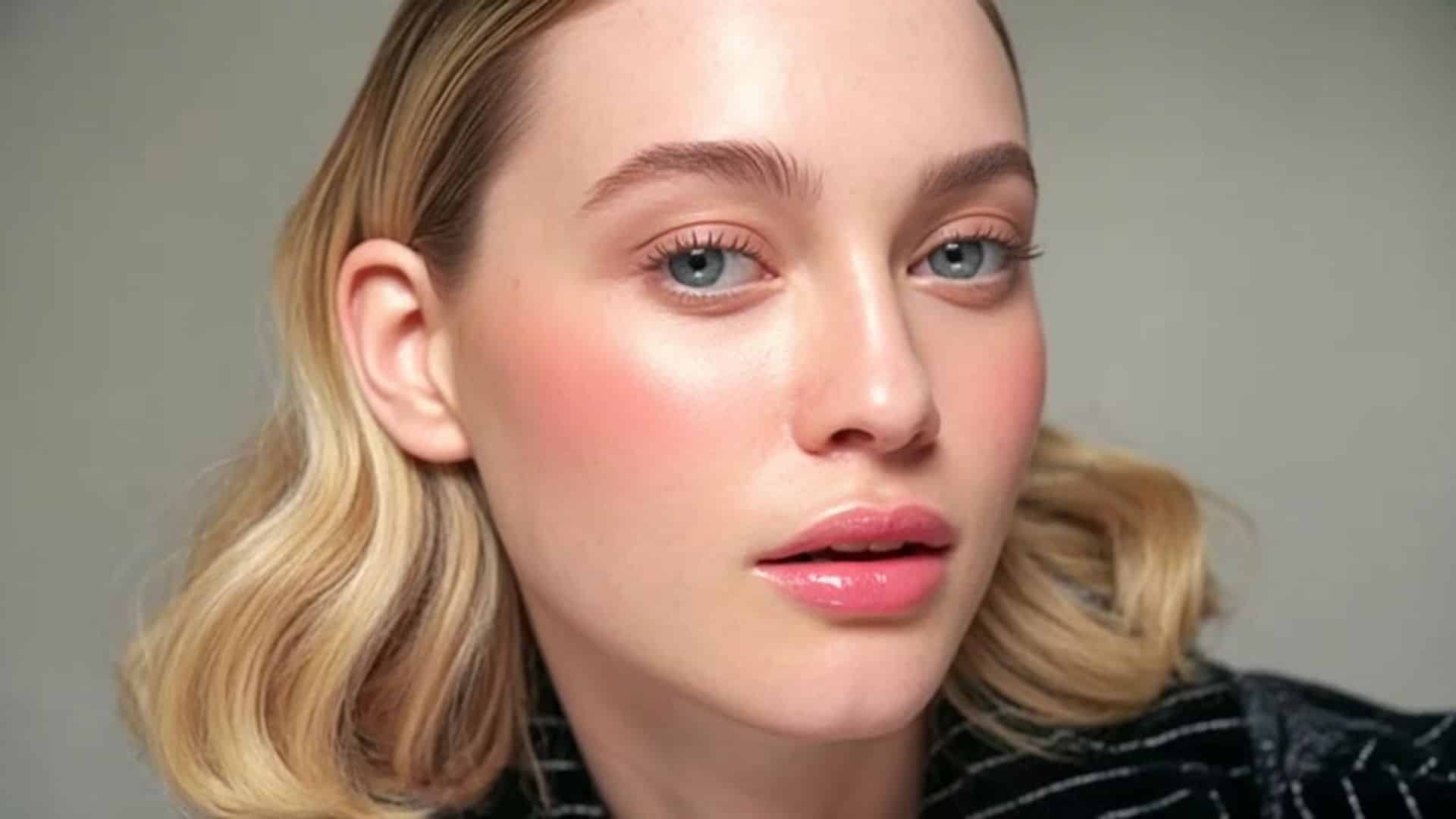 Rosy Cheeks and Glossy Lips Makeup