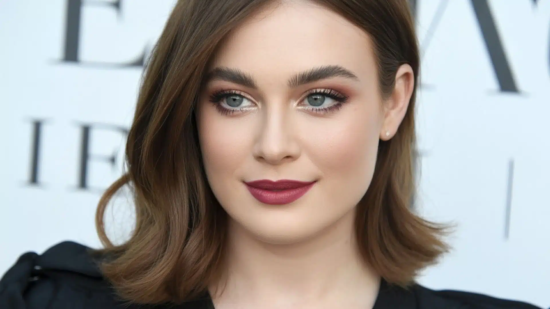 Soft Glam for Evenings Makeup