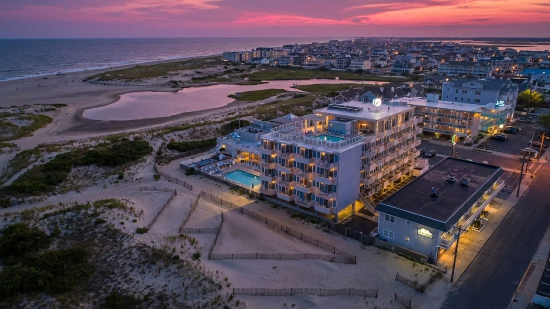 barefoot country fest travel stay