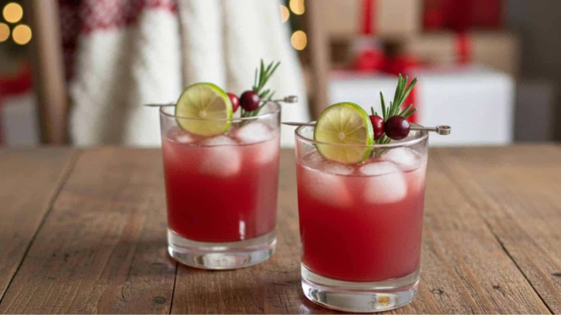 cranberry ginger sparkler mocktail