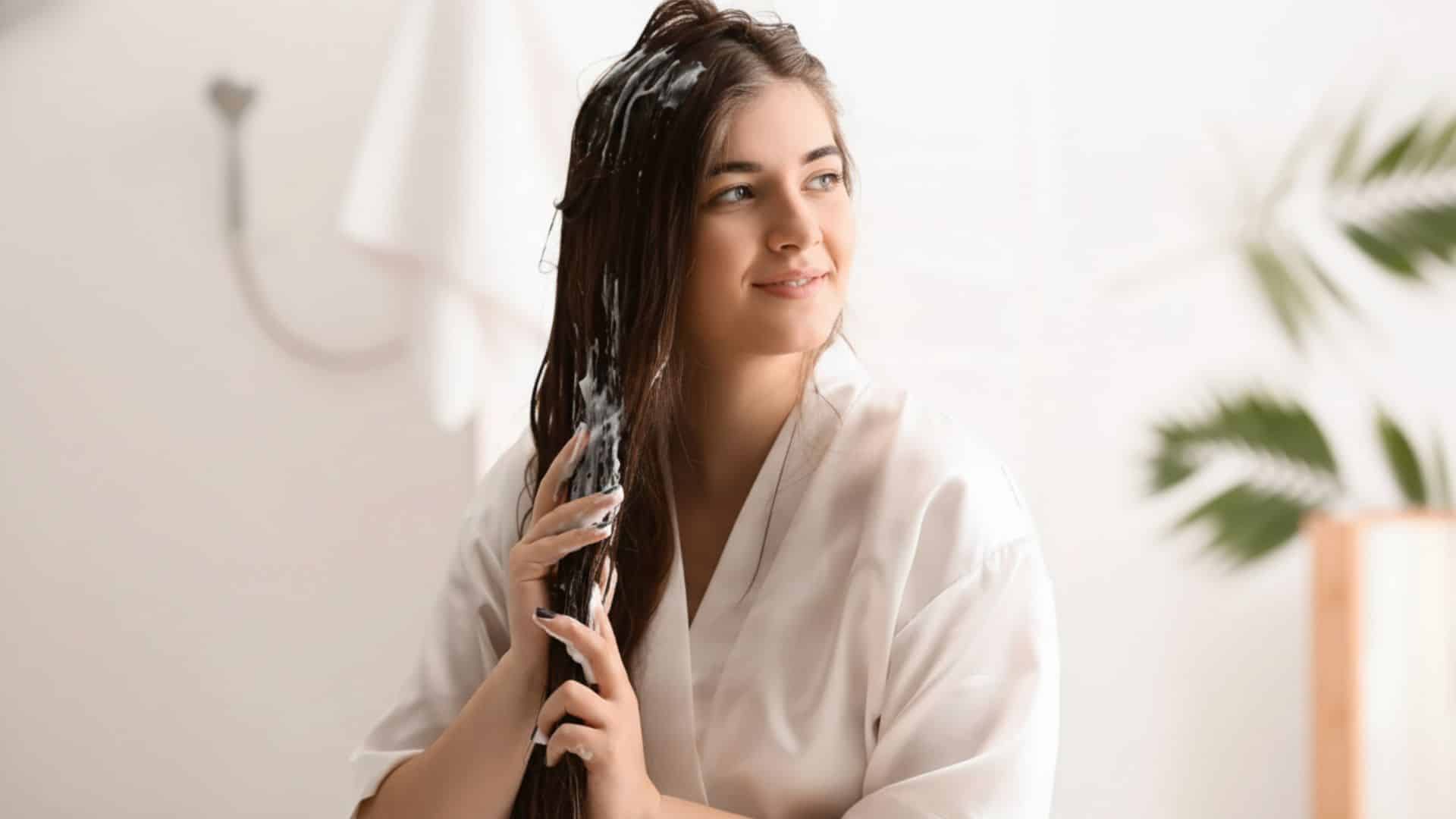 how to apply conditioner after shampoo